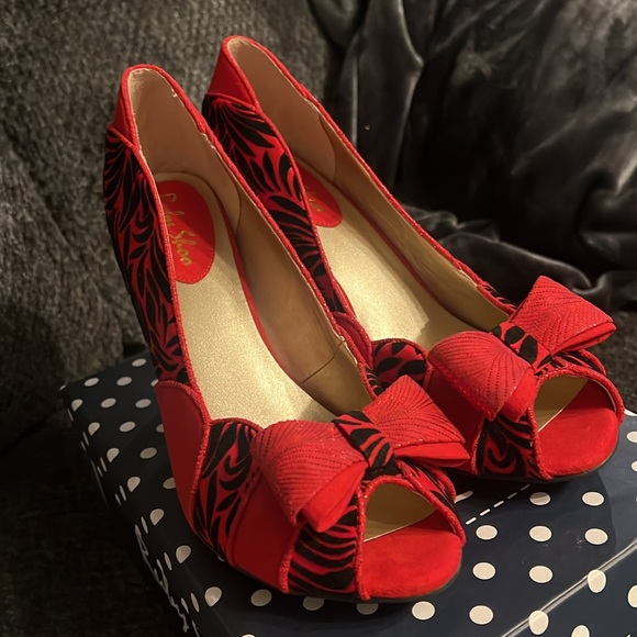 Ruby Shoo Harper Red size 11US - Picture 7 of 9